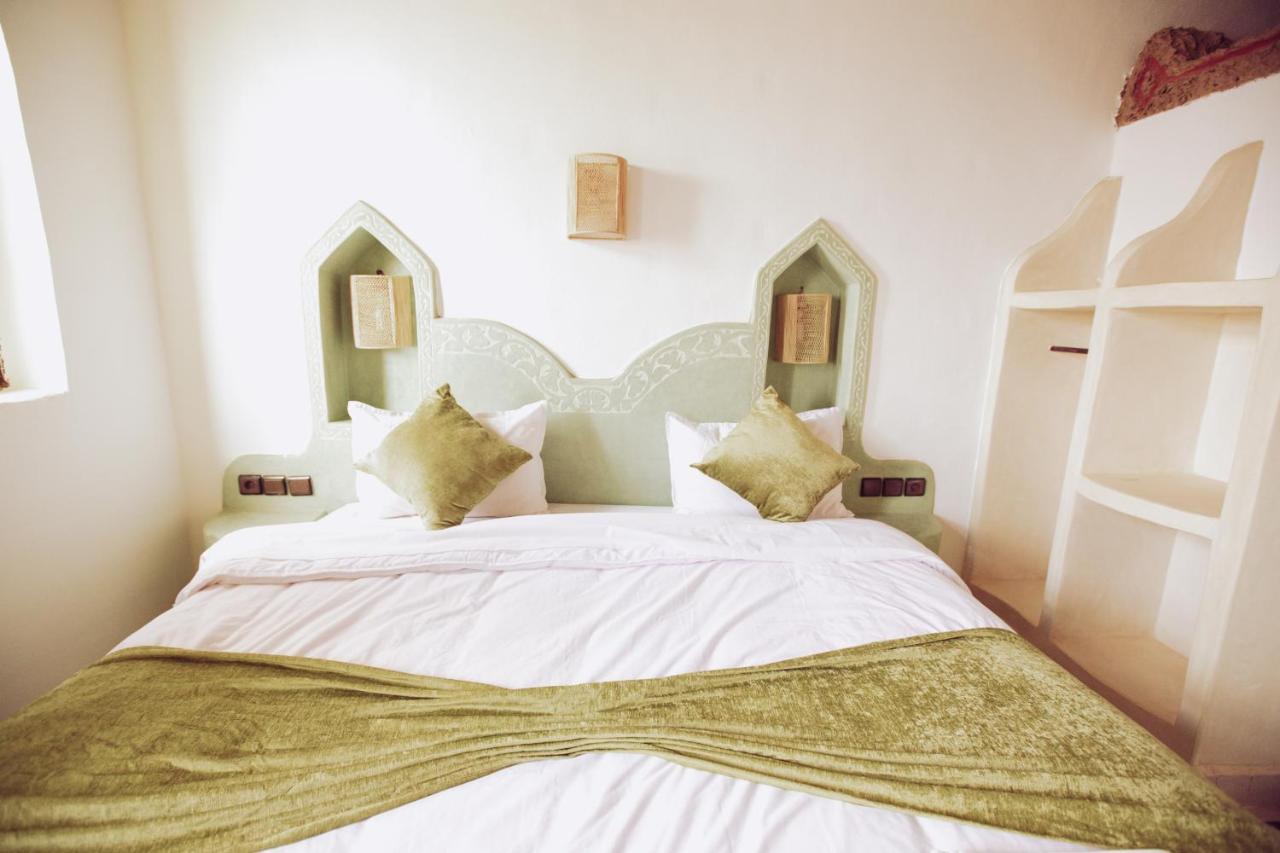 Traditional Riad Merzouga Dunes Exterior photo