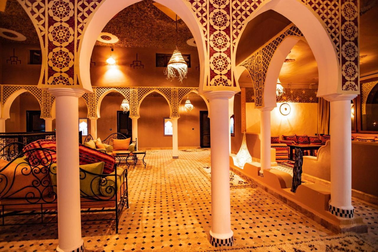 Traditional Riad Merzouga Dunes Exterior photo