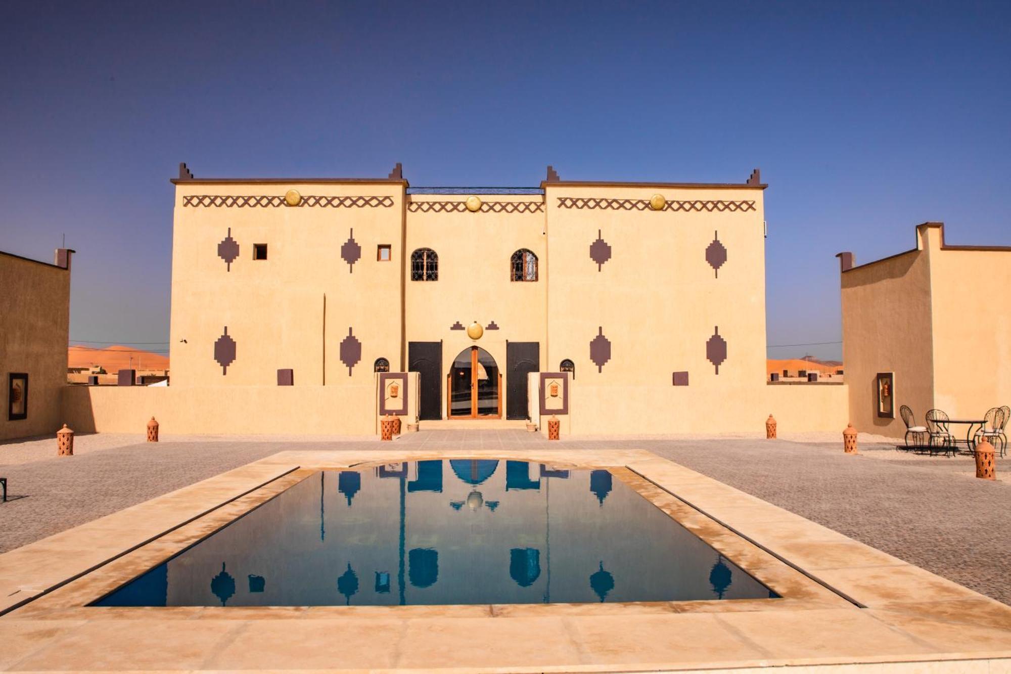 Traditional Riad Merzouga Dunes Exterior photo