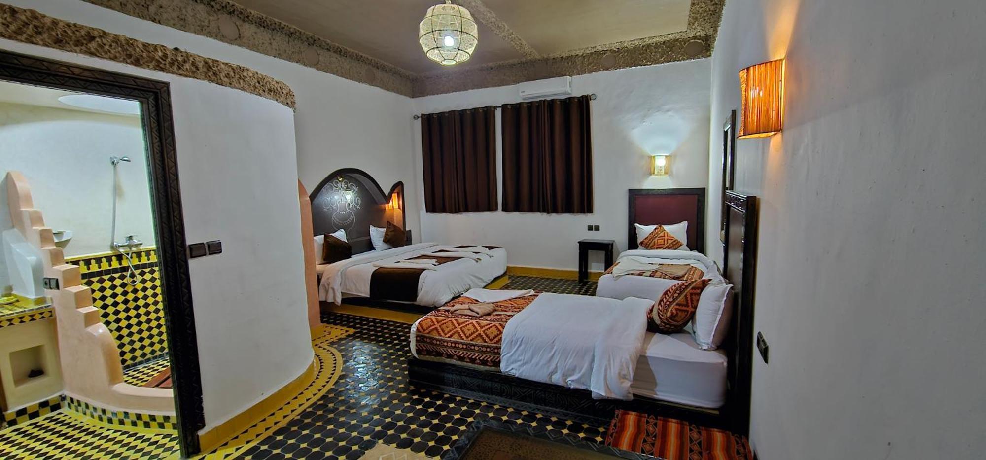 Traditional Riad Merzouga Dunes Exterior photo