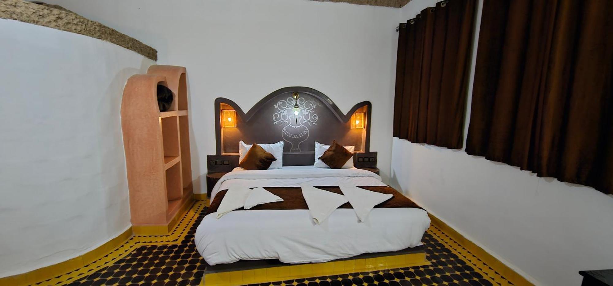 Traditional Riad Merzouga Dunes Exterior photo