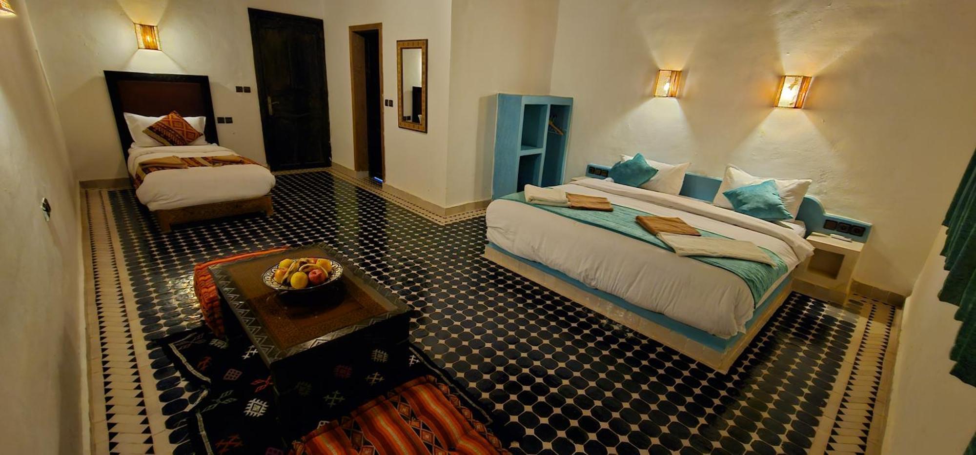 Traditional Riad Merzouga Dunes Exterior photo
