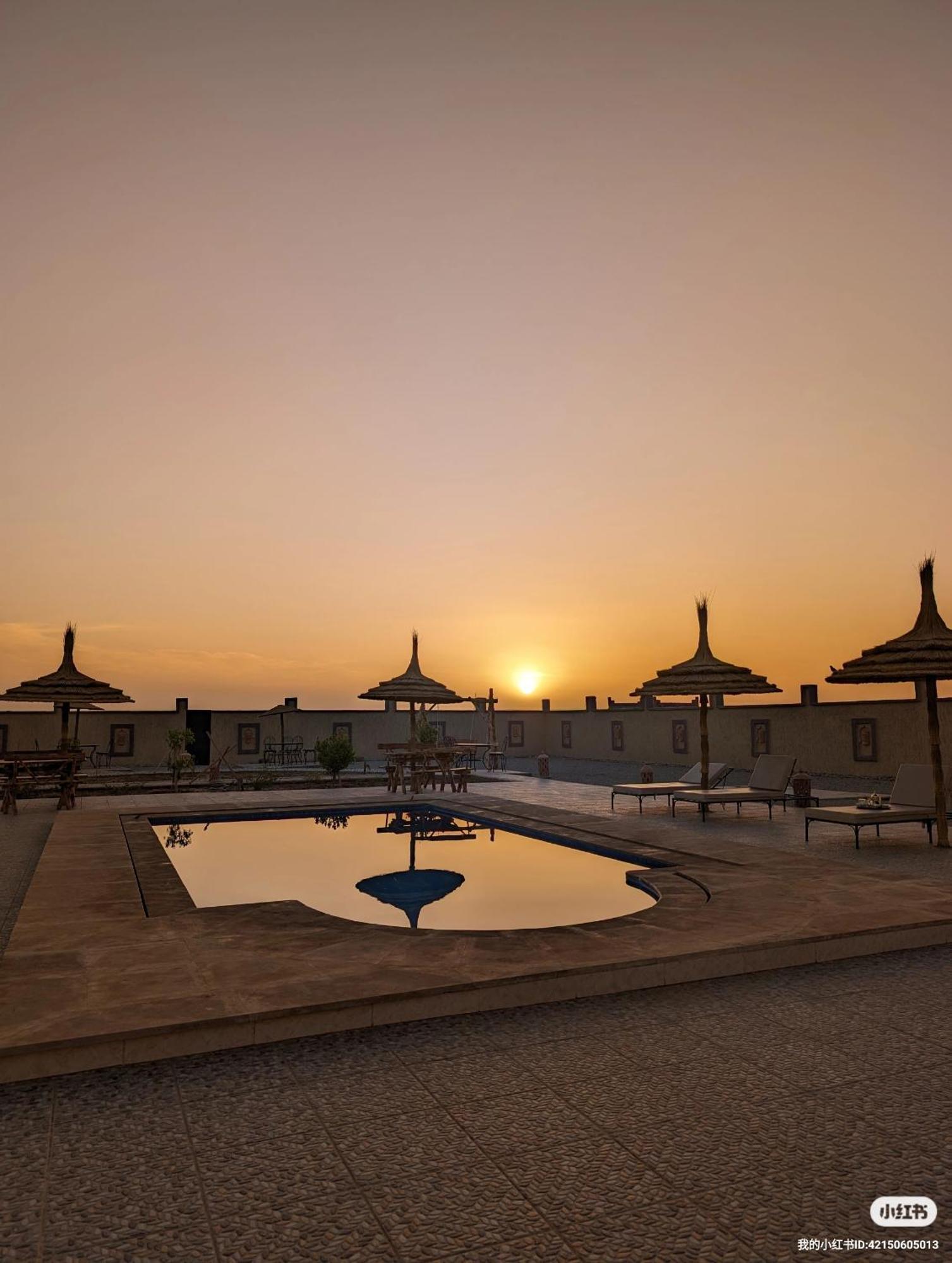 Traditional Riad Merzouga Dunes Exterior photo